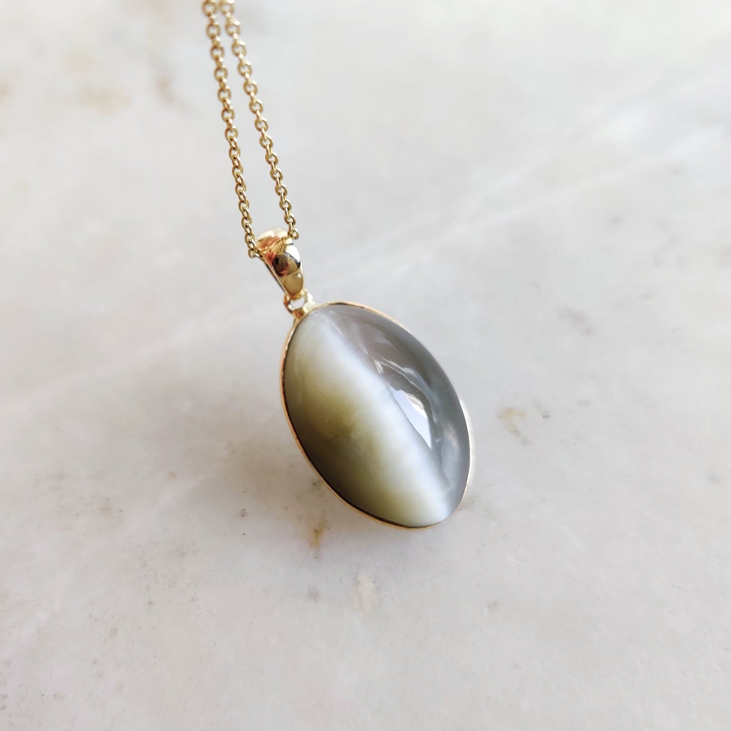 Natural Cat&#39;s Eye Pendant, 14K Solid Yellow Gold Cats Eye Pendant, June Birthstone, Bezel Oval Pendant, Christmas Gift, Cats Eye Jewelry