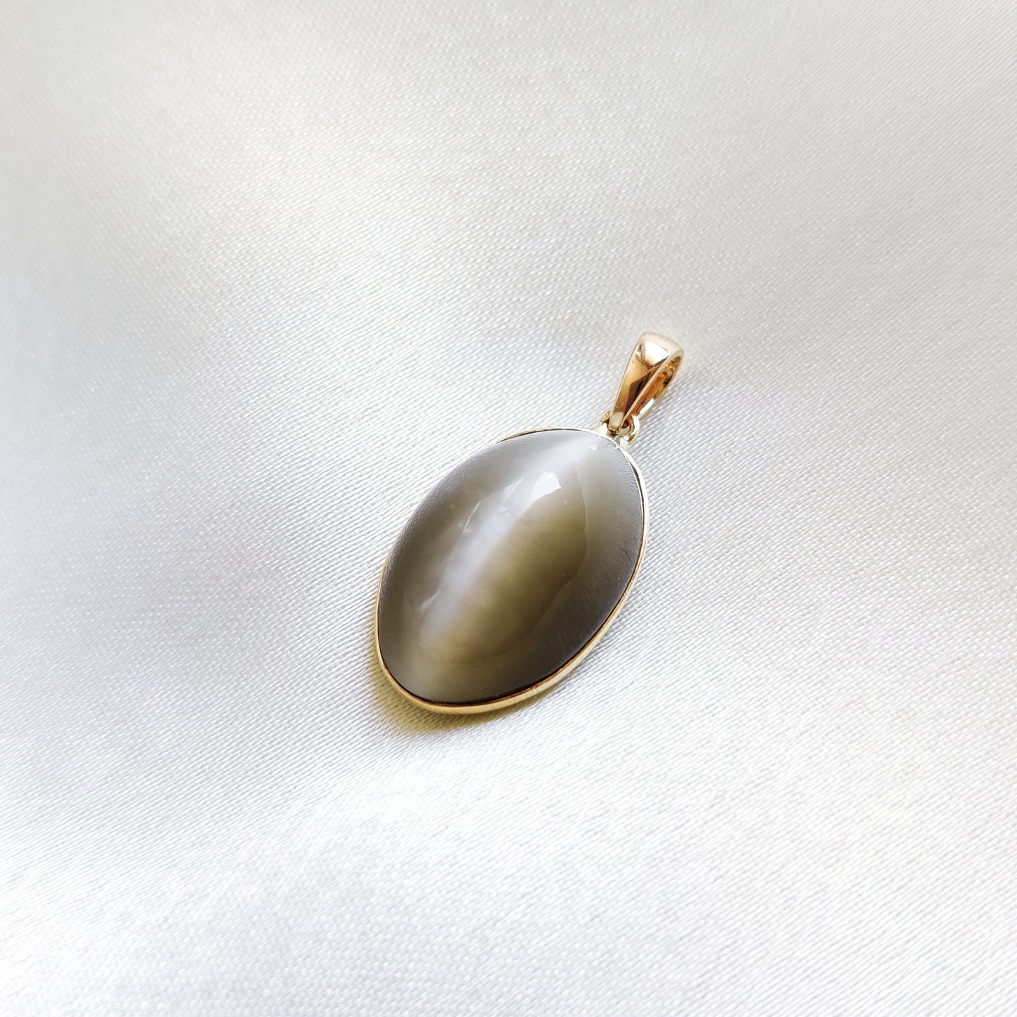 Natural Cat&#39;s Eye Pendant, 14K Solid Yellow Gold Cats Eye Pendant, June Birthstone, Bezel Oval Pendant, Christmas Gift, Cats Eye Jewelry