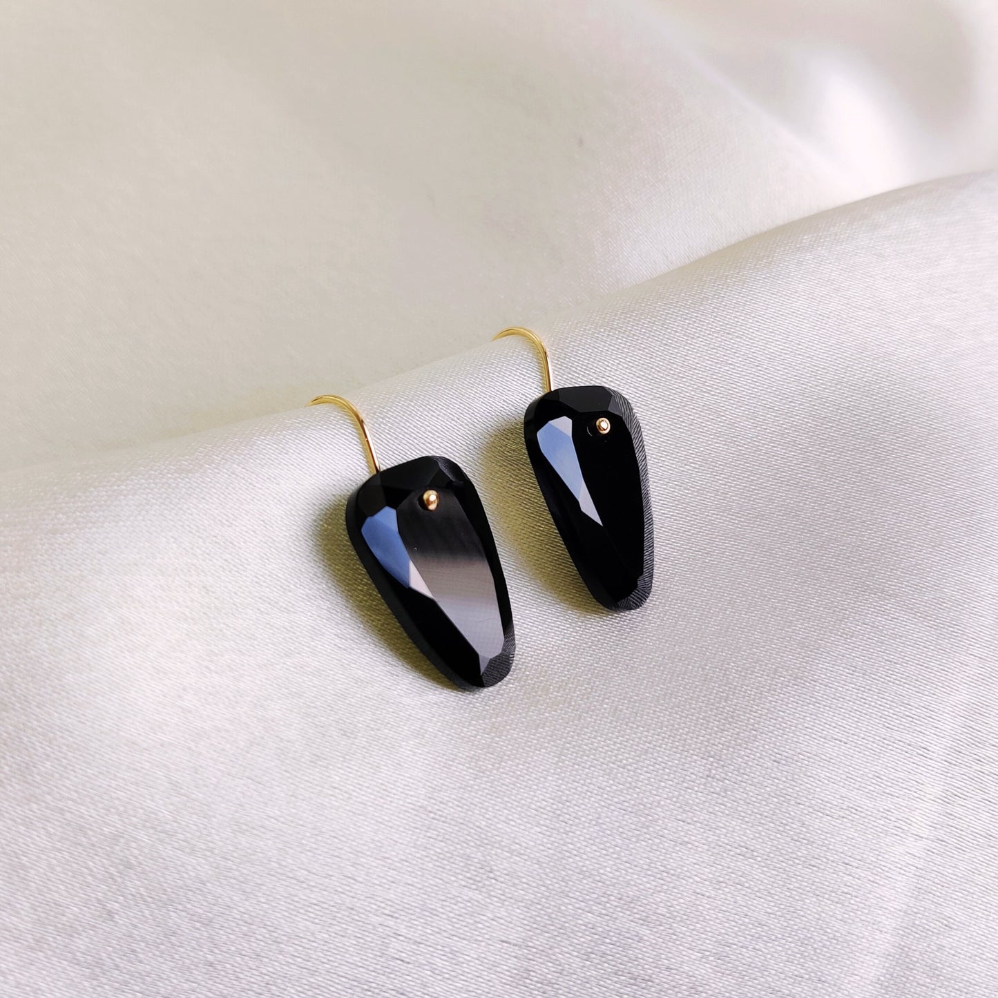 Pendientes de ónix negro natural, pendientes de oro amarillo macizo de 14 quilates, piedra natal de diciembre, joyas de ónix negro, pendientes colgantes de ónix, regalo de Navidad