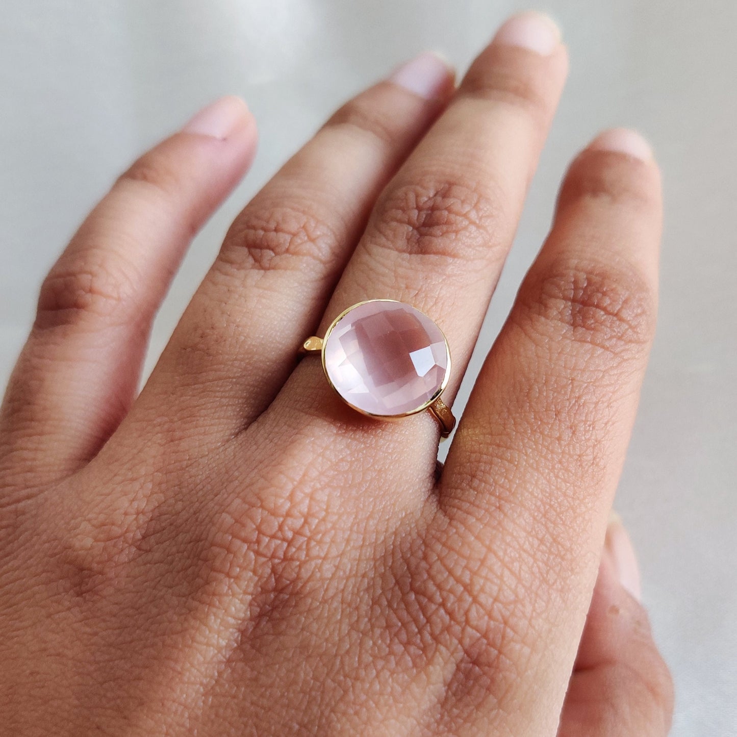 Natural Rose Quartz Ring, 14K Solid Yellow Gold Rose Quartz Ring, January Birthstone Ring, Valentine&#39;s Day Present, Rose Quartz Jewelry