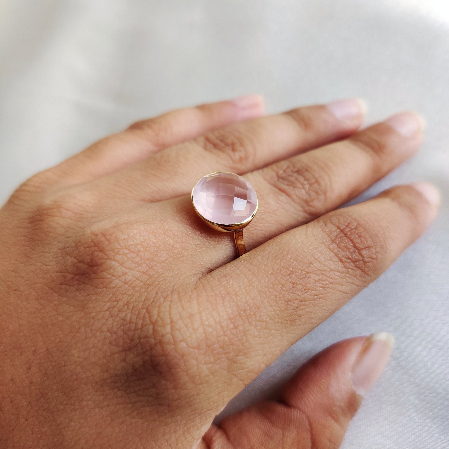 Natural Rose Quartz Ring, 14K Solid Yellow Gold Rose Quartz Ring, January Birthstone Ring, Valentine&#39;s Day Present, Rose Quartz Jewelry