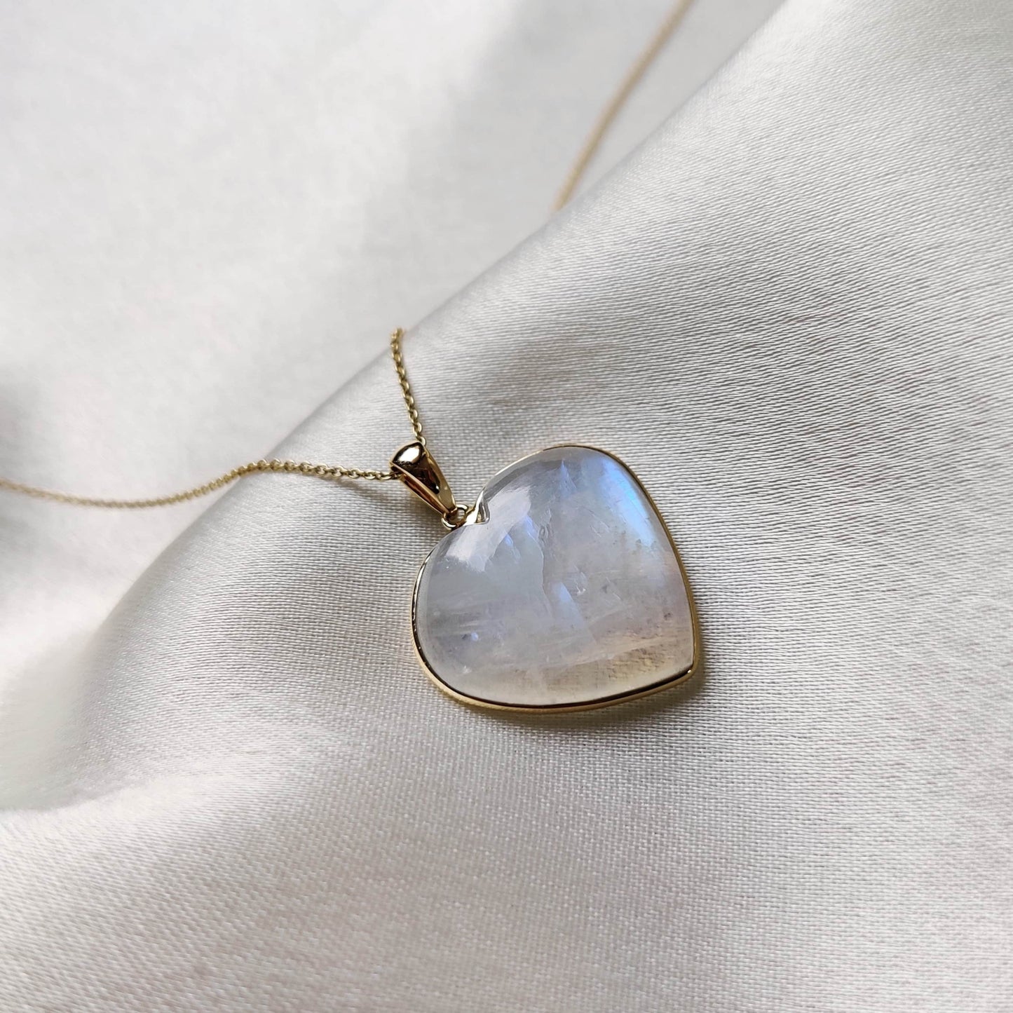 Natural Rainbow Moonstone Heart Pendant, 14K Solid Yellow Gold Moonstone Pendant, Blue Moonstone Jewelry, June Birthstone Pendant