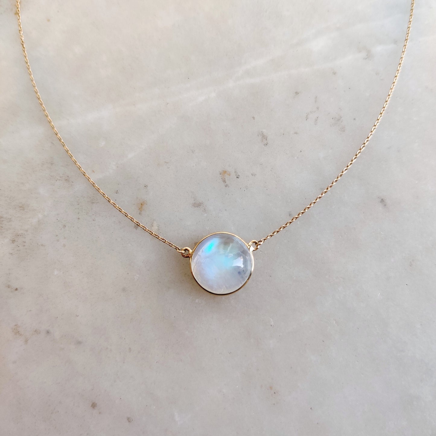 Natural Rainbow Moonstone Necklace, Moonstone Necklace Set in 14K Solid Yellow Gold, June Birthstone Pendant, Blue Moonstone Jewelry