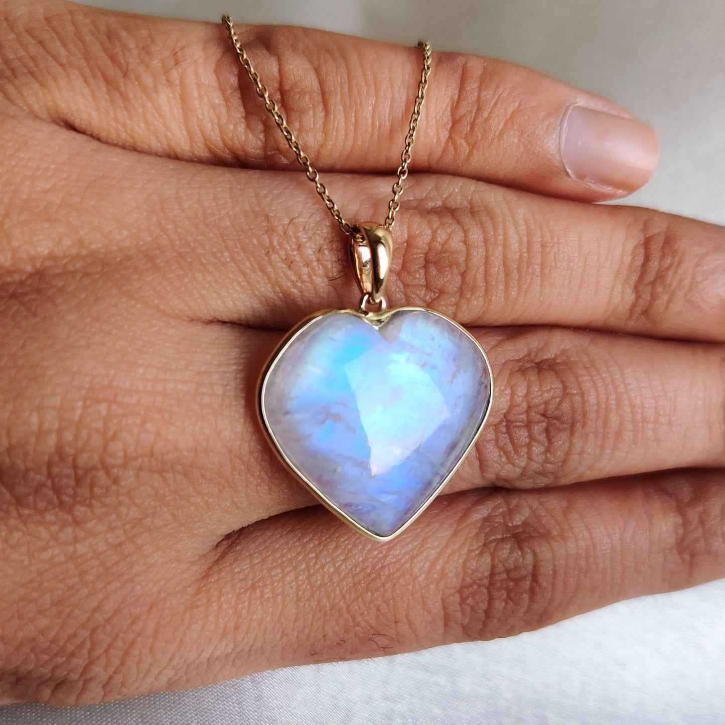 Natural Rainbow Moonstone Pendant, 14K Solid Gold Moonstone Pendant, Moonstone Heart Pendant, Blue Moonstone Jewelry, June Birthstone