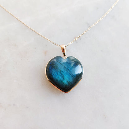 Natural Labradorite Heart Pendant, 14K Soid Yellow Gold Labradorite Pendant, August Birthstone Pendant, Gemstone Heart Pendant