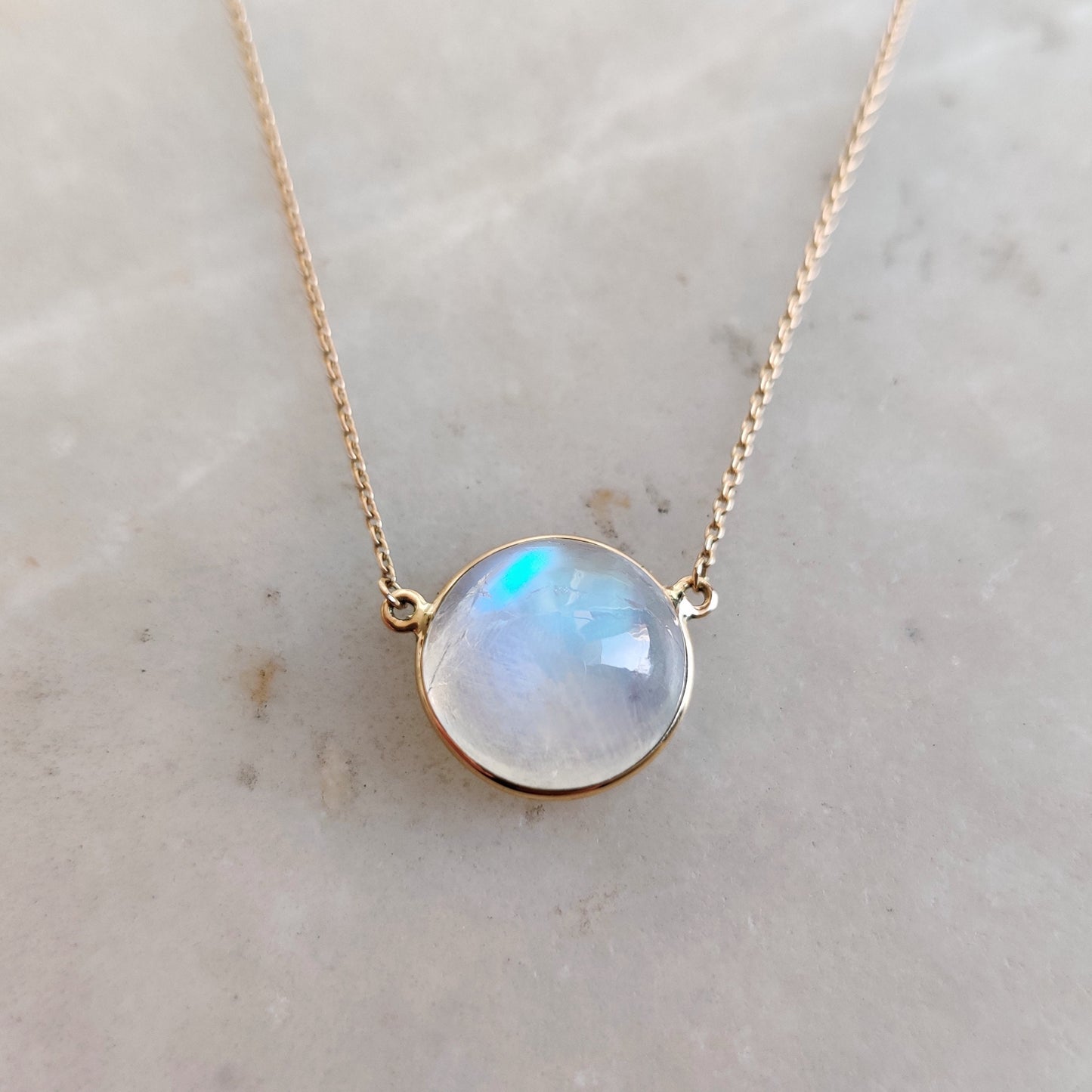 Natural Rainbow Moonstone Necklace, Moonstone Necklace Set in 14K Solid Yellow Gold, June Birthstone Pendant, Blue Moonstone Jewelry