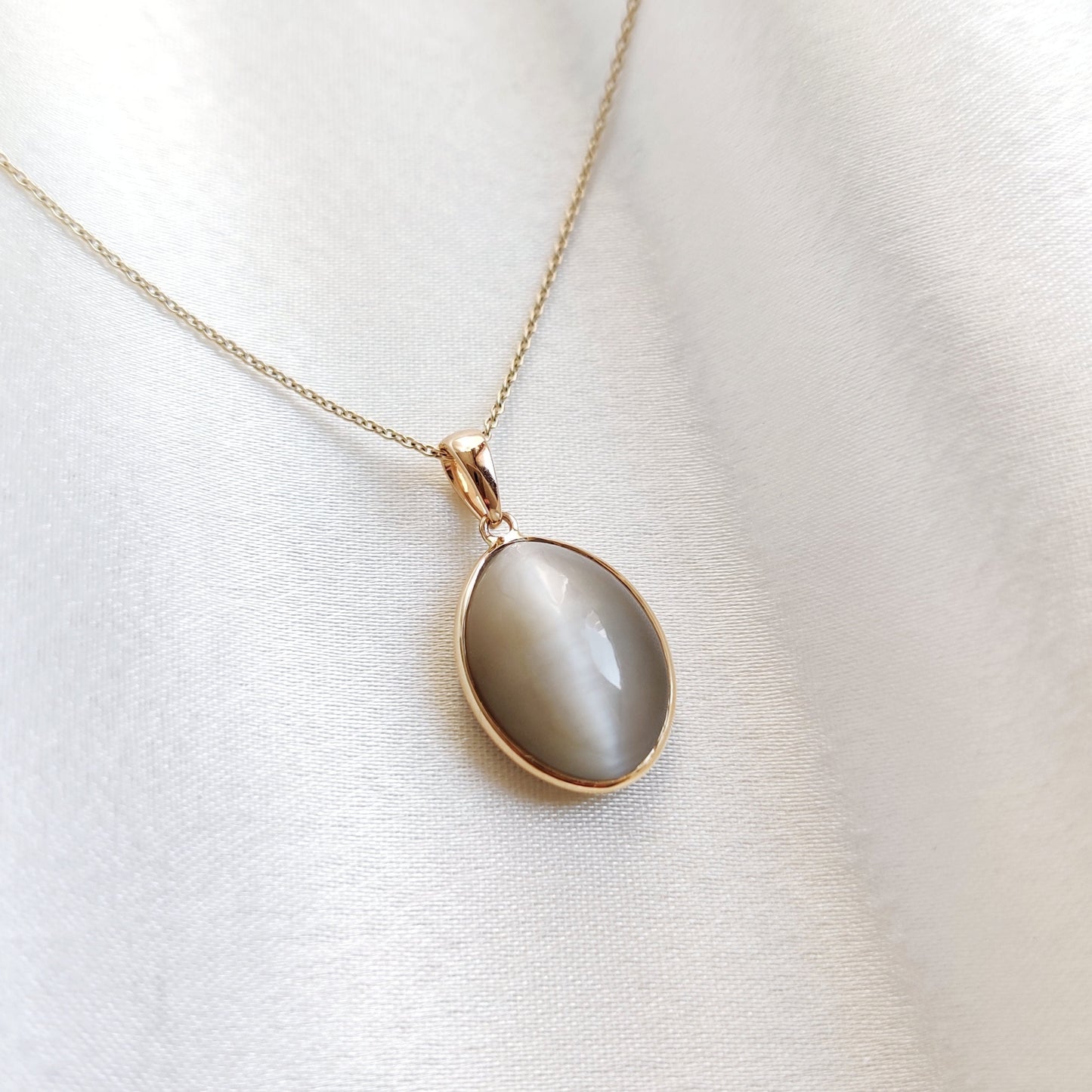 Natural Cat&#39;s Eye Pendant, 14K Solid Yellow Gold Cats Eye Pendant, June Birthstone, Bezel Pendant, Cat&#39;s Eye Jewelry, Anniversary Gift