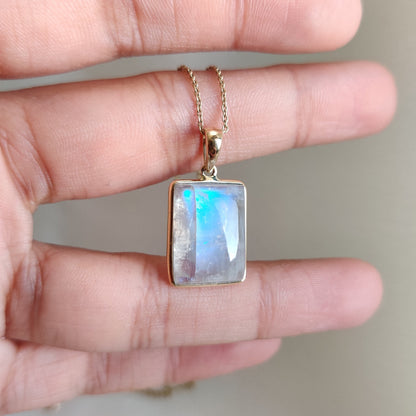 Natural Rainbow Moonstone Pendant, 14K Solid Yellow Gold Moonstone Pendant, Blue Moonstone Jewelry, June Birthstone Pendant, Birthday Gift