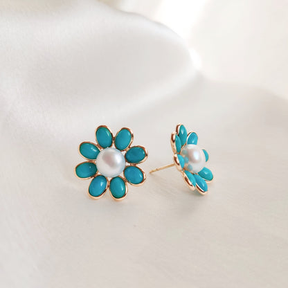 Natural Arizona Turquoise & Pearl Earrings,  Solid Gold Stud Earrings, Dainty Gemstone Flower Studs, Natural Turquoise Earrings, Pearl Studs