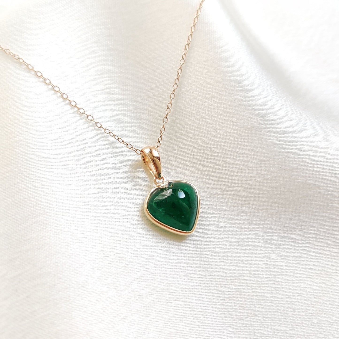 Natural Emerald Heart Pendant, 14K Solid Yellow Gold Pendant, Dainty Heart Shape Emerald, May Birthstone Pendant, Valentine&#39;s Day Gift