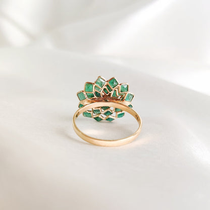 Natural Emerald Flower Ring, 14K Solid Gold Emerald & Diamond Ring, May Birthstone Ring, Dainty Emerald Ring, Emerald Jewelry