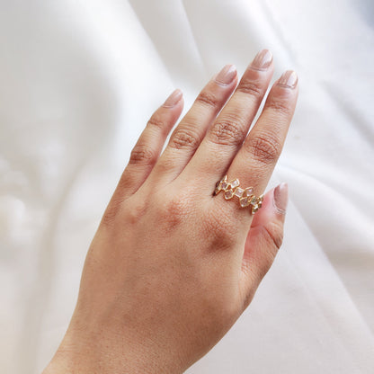 Natural Rainbow Moonstone Ring, Solid Gold Moonstone Ring, Rainbow Moonstone Bezel Ring, Infinity Ring, June Birthstone Ring