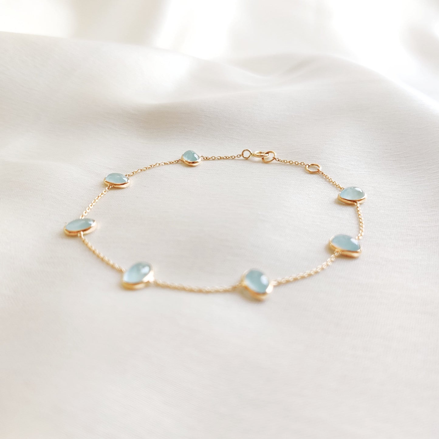 Natural Aquamarine Bracelet, 14K Solid Gold Bracelet, Oval Aquamarine Bezel Set Bracelet, March Birthstone Bracelet, Aquamarine Jewelry