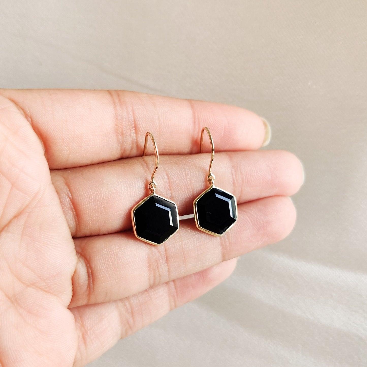 Natural Black Onyx Hexagon Earrings, 14K Solid Yellow Gold Earrings, December Birthstone Earrings,Dainty Onyx Earrings, Hexagon Cut Earrings