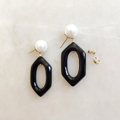 Natural Pearl Black Onyx Earrings, 14K Solid Yellow Gold Stud Earrings, January Birthstone, Black Onyx Statement Loop Earrings,Birthday Gift