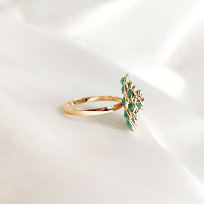 Natural Emerald Flower Ring, 14K Solid Gold Emerald & Diamond Ring, May Birthstone Ring, Dainty Emerald Ring, Emerald Jewelry