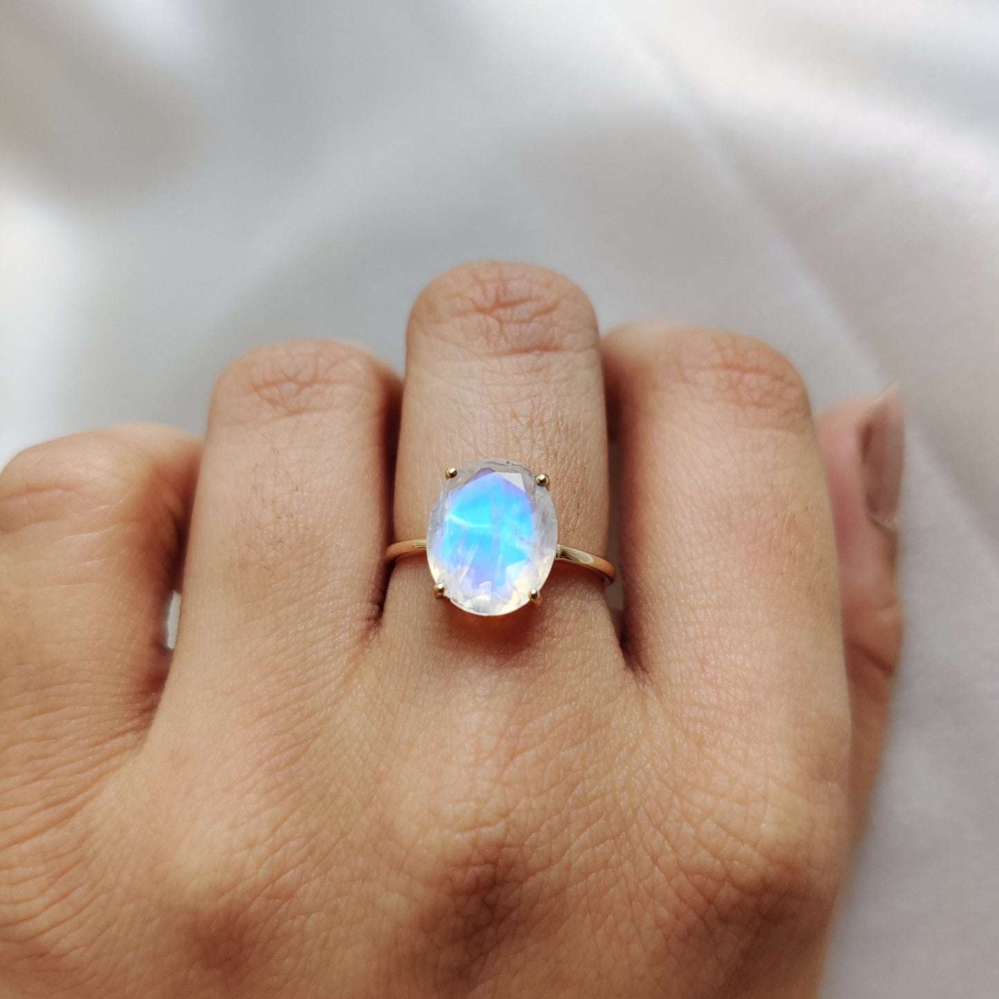 Natural Rainbow Moonstone Ring, 14K Solid Yellow Gold Blue Moonstone Ring, June Birthstone Ring, Oval Cut Moonstone Ring, Christmas Present