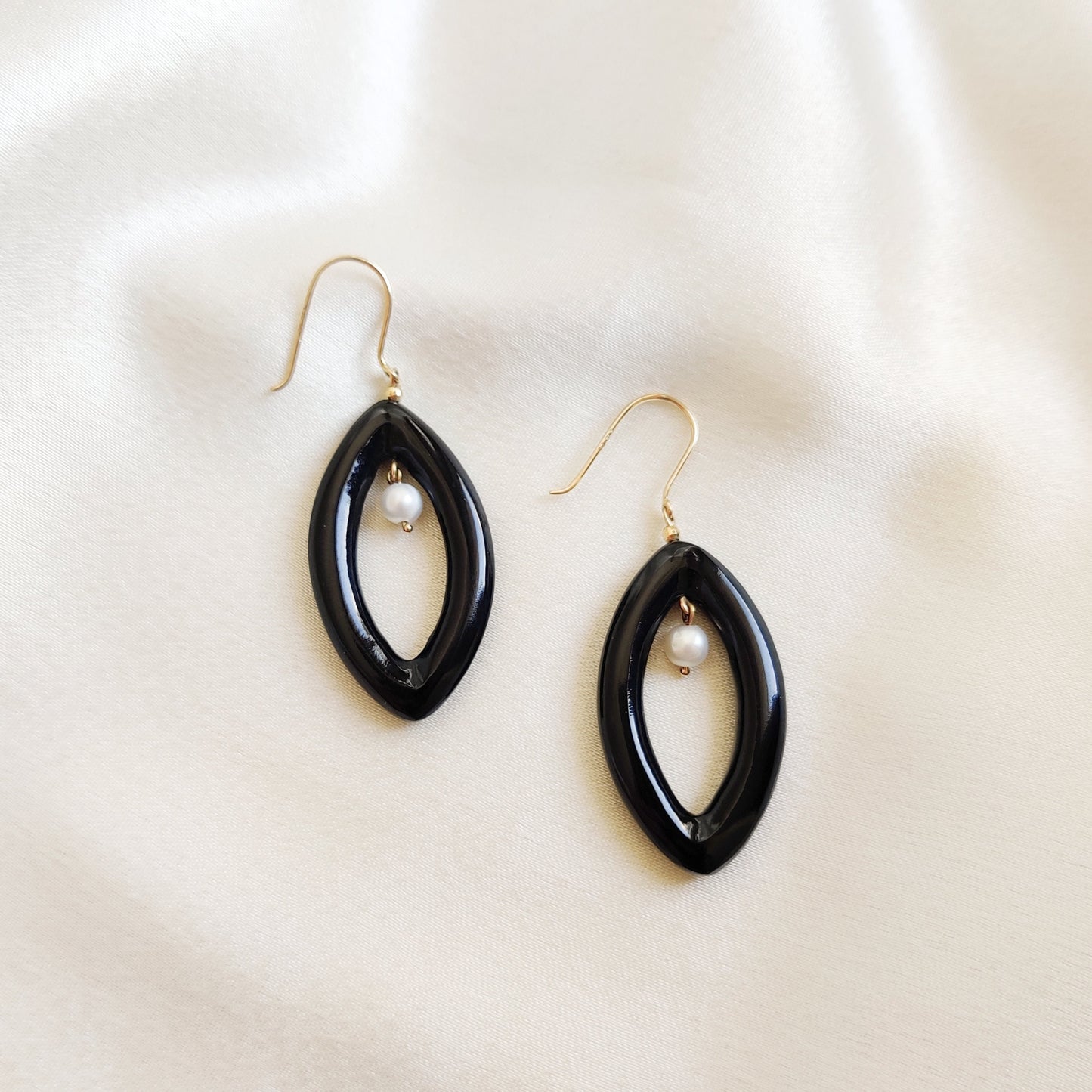 Natural Pearl Black & Black Onyx Earrings, 14K Solid Yellow Gold Earrings, January Birthstone, Onyx Drop Earrings, Statement Earrings