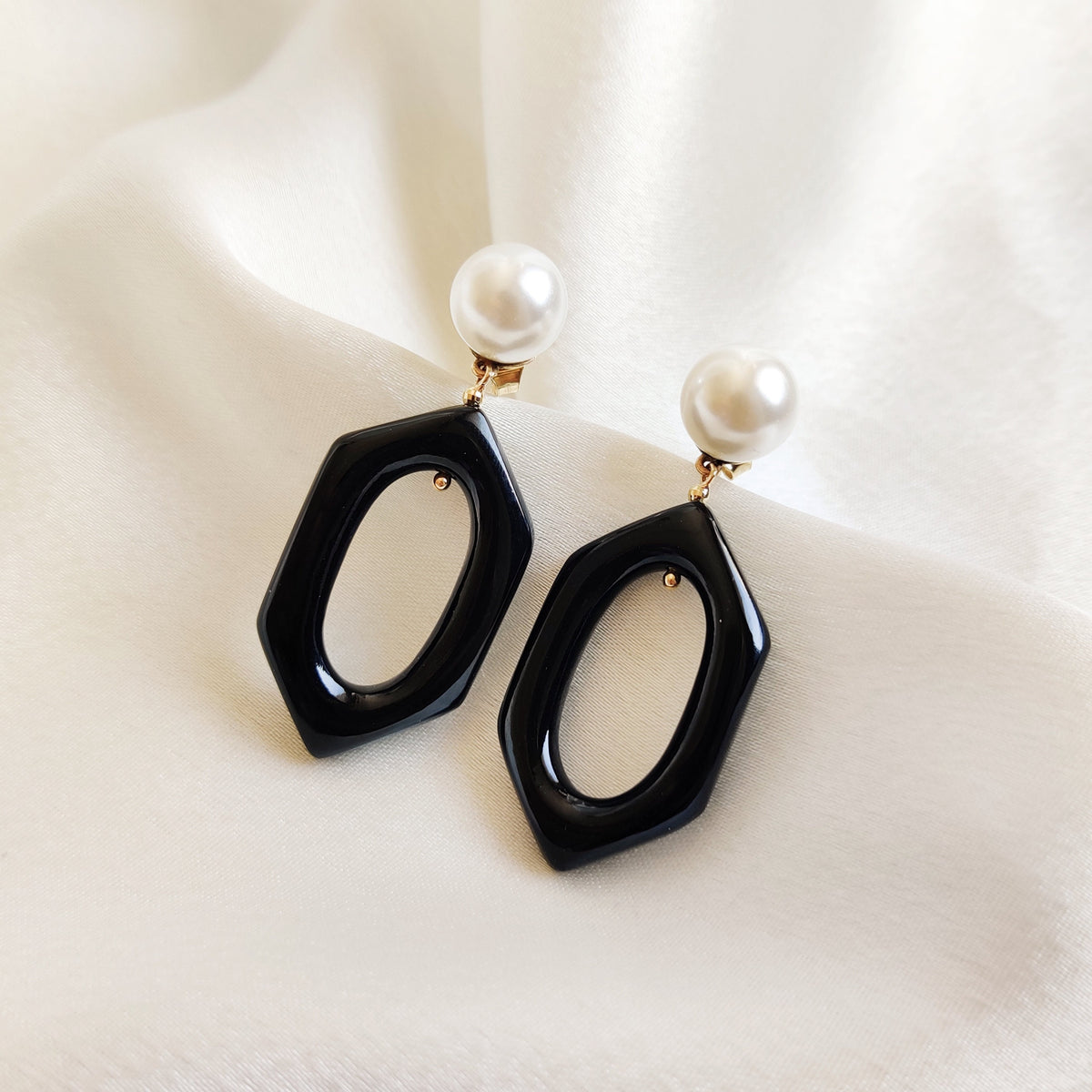 Natural Pearl & Black Onyx 14K Solid Yellow Gold Loop Earrings, Statement Jewelry