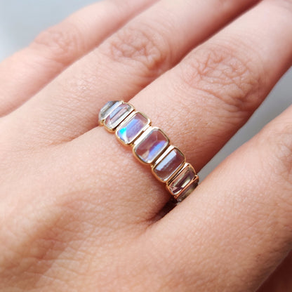 Natural Rainbow Moonstone Ring, 14K Solid Yellow Gold  Ring, Bezel Ring, Moonstone Infinity Ring, June Birthstone Ring, Christmas Present