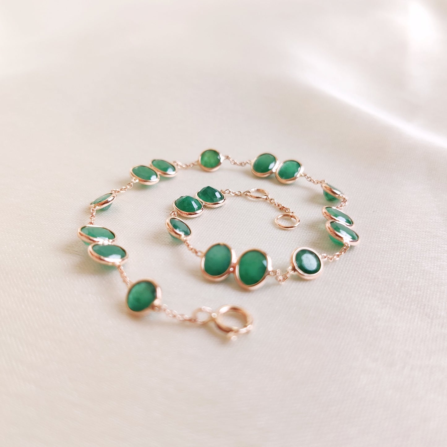 Natural Emerald Bracelet, 14K Solid Gold Emerald Bracelet, Dainty Emerald Bezel Set Bracelet, May Birthstone Bracelet, Emerald Jewelry