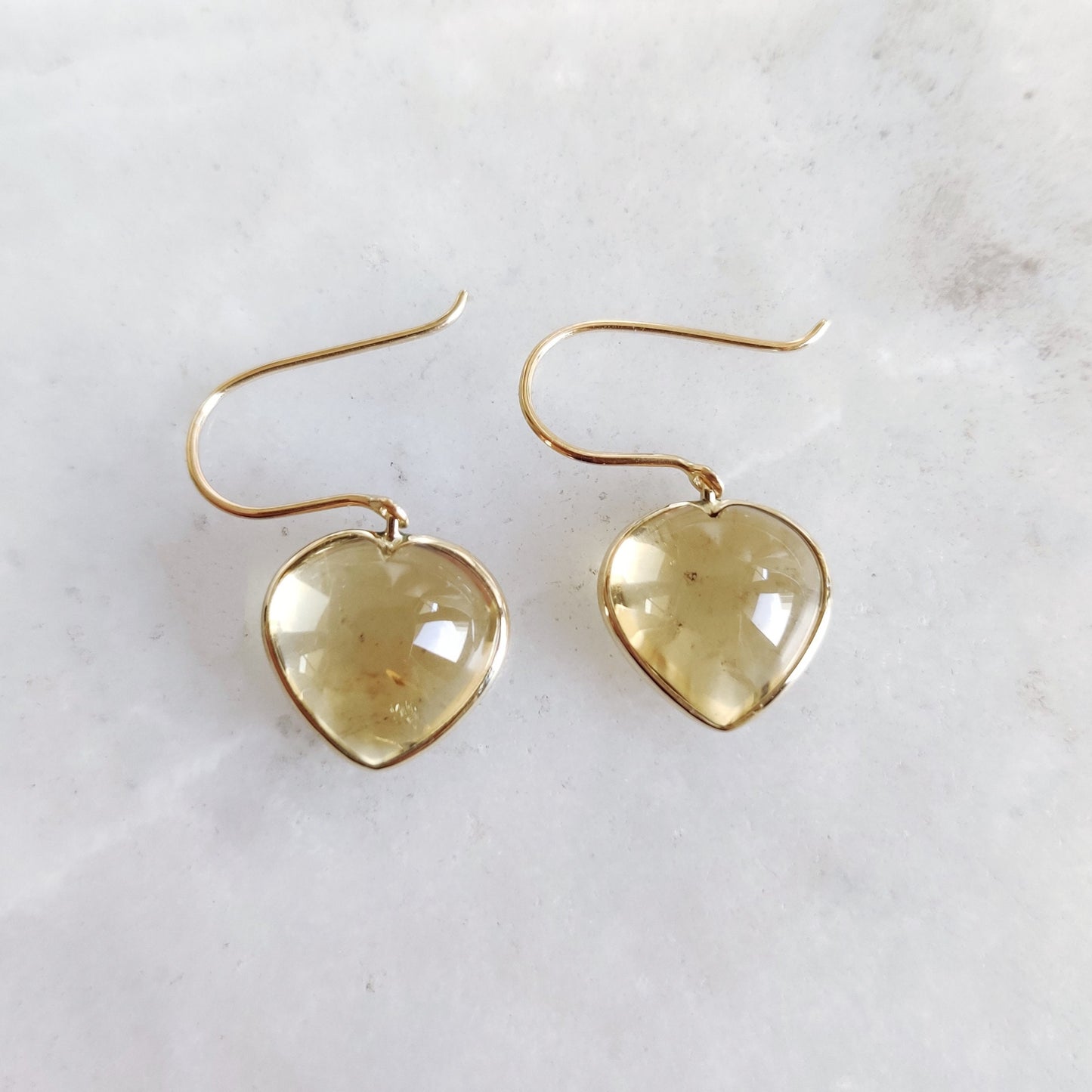 Pendientes de citrino en oro de 14 quilates, pendientes de corazón de citrino natural, pendientes de oro amarillo macizo, piedra natal de noviembre, pendientes de corazón, regalo de Navidad