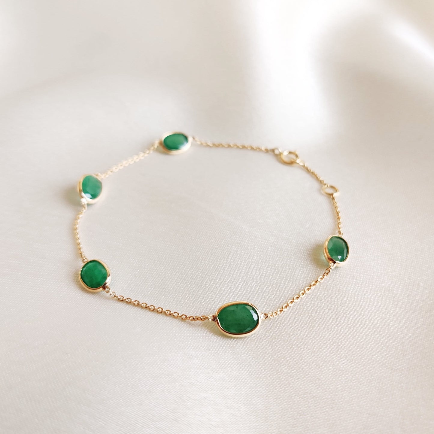 Natural Emerald Bracelet, 14K Solid Gold Emerald Bracelet, Dainty Emerald Bezel Set Bracelet, May Birthstone Bracelet, Emerald Jewelry