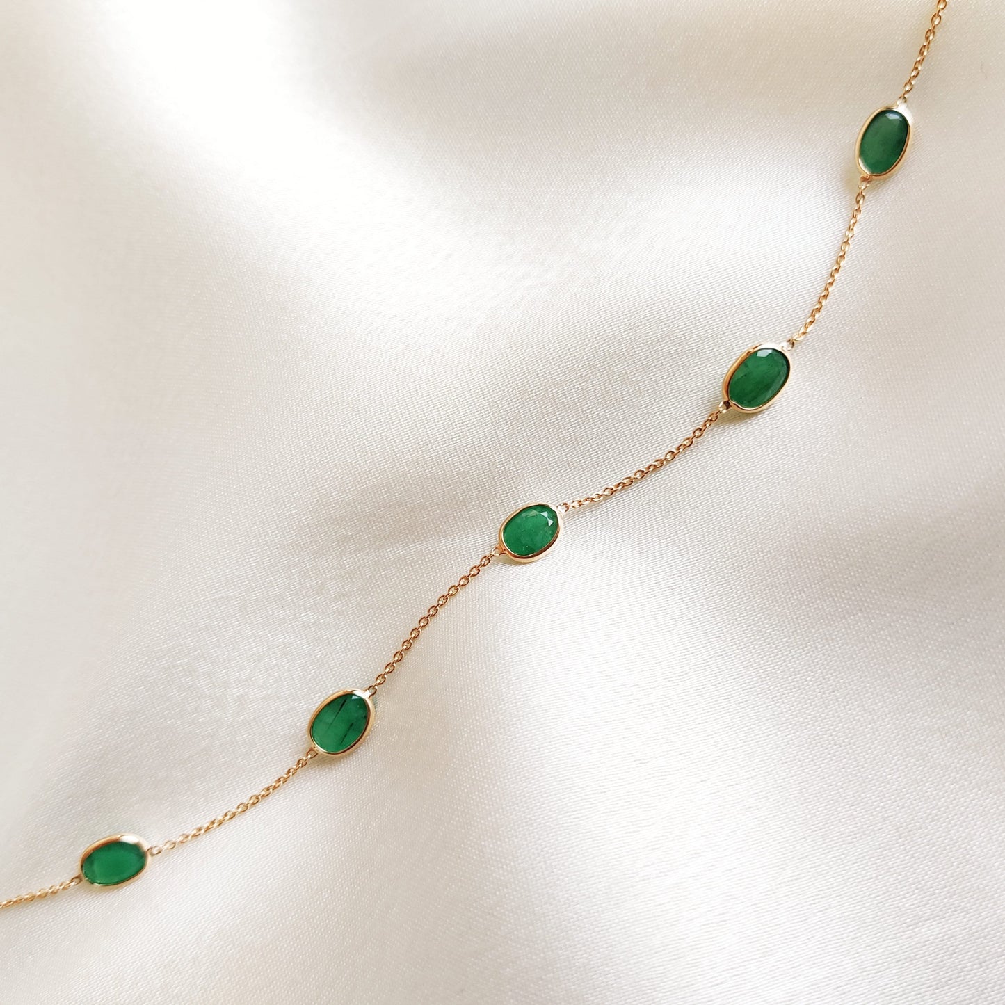 Natural Emerald Bracelet, 14K Solid Gold Emerald Bracelet, Dainty Emerald Bezel Set Bracelet, May Birthstone Bracelet, Emerald Jewelry