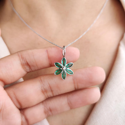 Natural Emerald & Diamond Pendant, 14K Solid White Gold Pendant, Emerald Flower Pendant, May Birthstone Birthstone, White Gold Jewelry