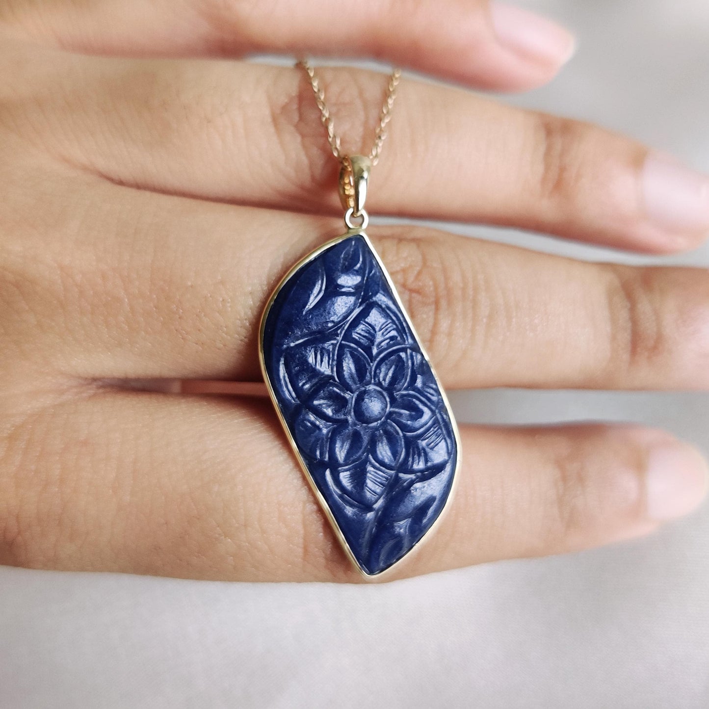 Natural Blue Sapphire Pendant, 14K Solid Yellow Gold Pendant, September Birthstone Pendant, Carving Sapphire Pendant, Christmas Present