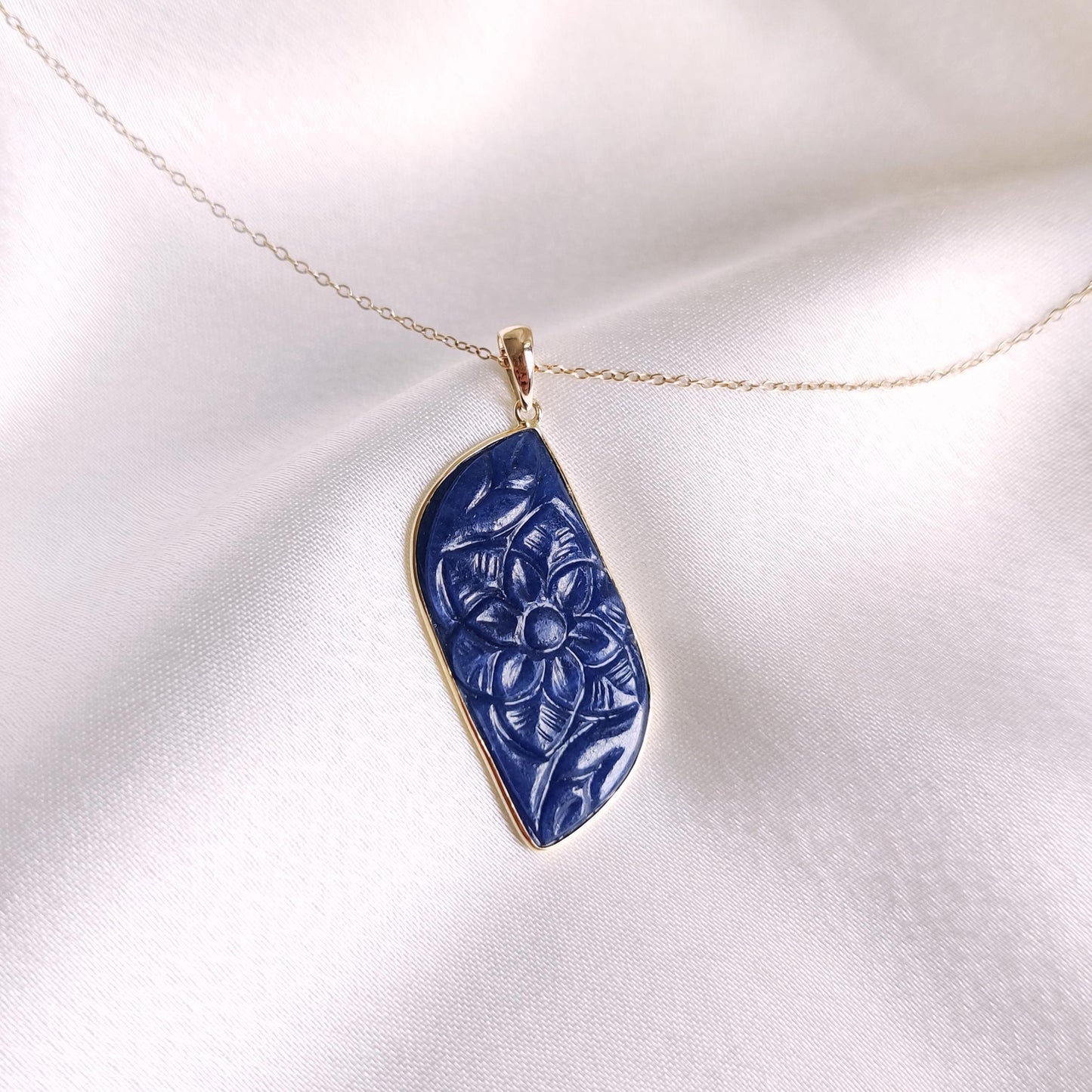 Natural Blue Sapphire Pendant, 14K Solid Yellow Gold Pendant, September Birthstone Pendant, Carving Sapphire Pendant, Christmas Present