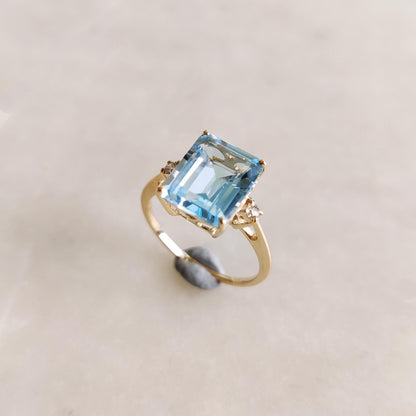 Natural Sky Blue Topaz & Diamond Ring, 14K Solid Yellow Gold Ring, December Birthstone Ring, Dainty Blue Topaz Ring, Christmas Gift