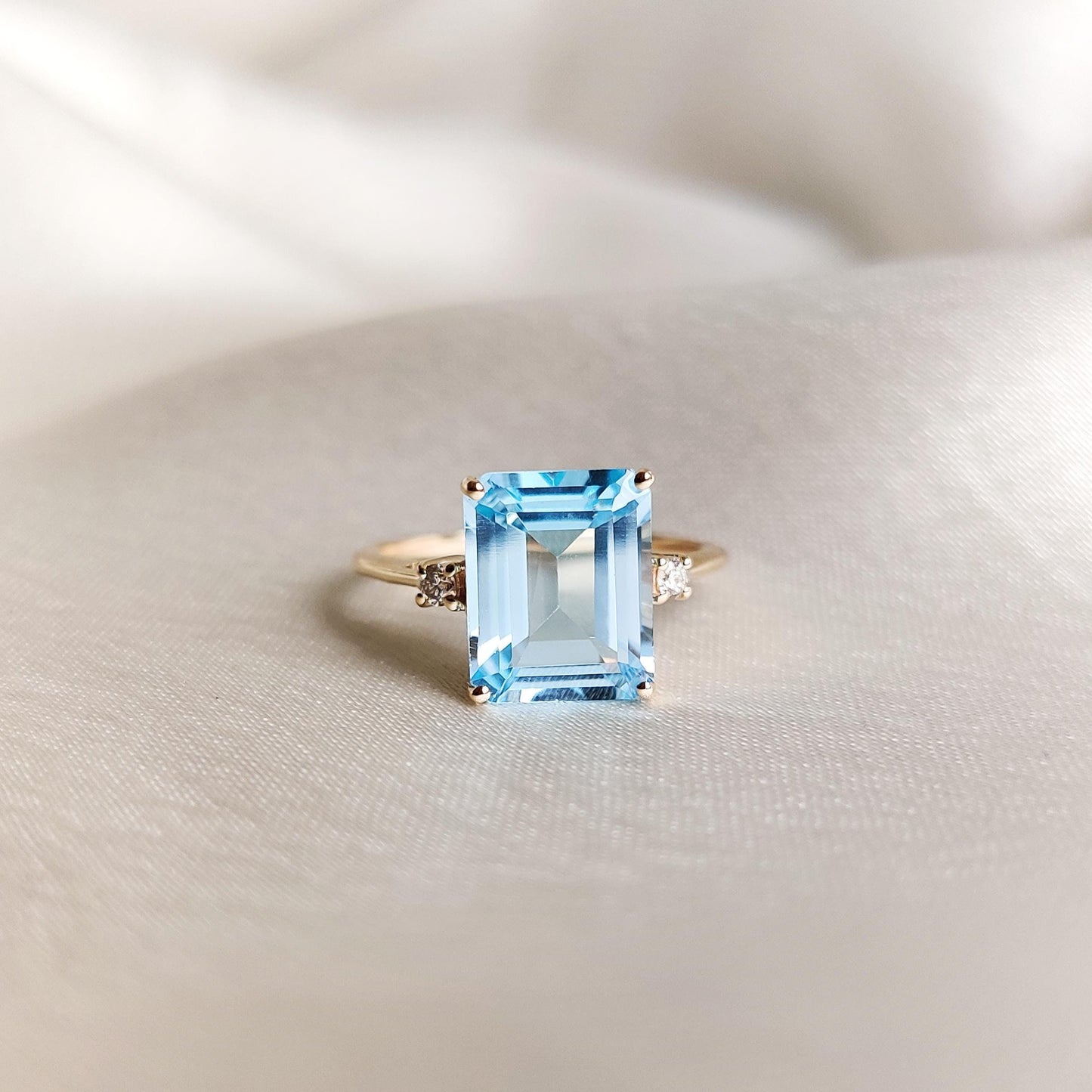 Natural Sky Blue Topaz & Diamond Ring, 14K Solid Yellow Gold Ring, December Birthstone Ring, Dainty Blue Topaz Ring, Christmas Gift