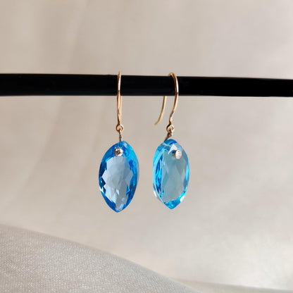 Pendientes de topacio azul suizo natural y diamantes, pendientes de topacio en oro amarillo macizo de 18 quilates, pendientes con piedra natal de diciembre y abril, regalo de Navidad