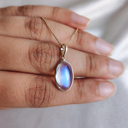 Natural Rainbow Moonstone Pendant, 14K Solid Yellow Gold Pendant, June Birthstone Pendant, Rainbow Moonstone Jewelry, Blue Moonstone Pendant