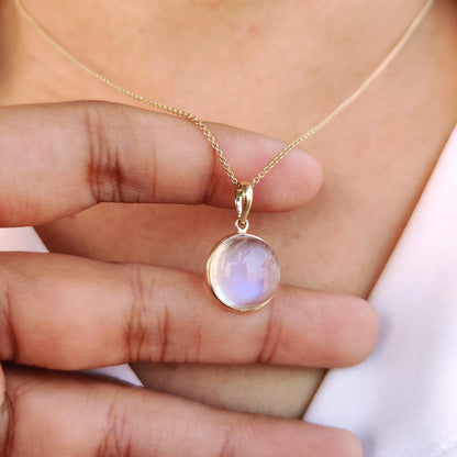 Natural Rainbow Moonstone Pendant, 14K Solid Yellow Gold Pendant, June Birthstone Pendant, Rainbow Moonstone Jewelry, Blue Moonstone Pendant