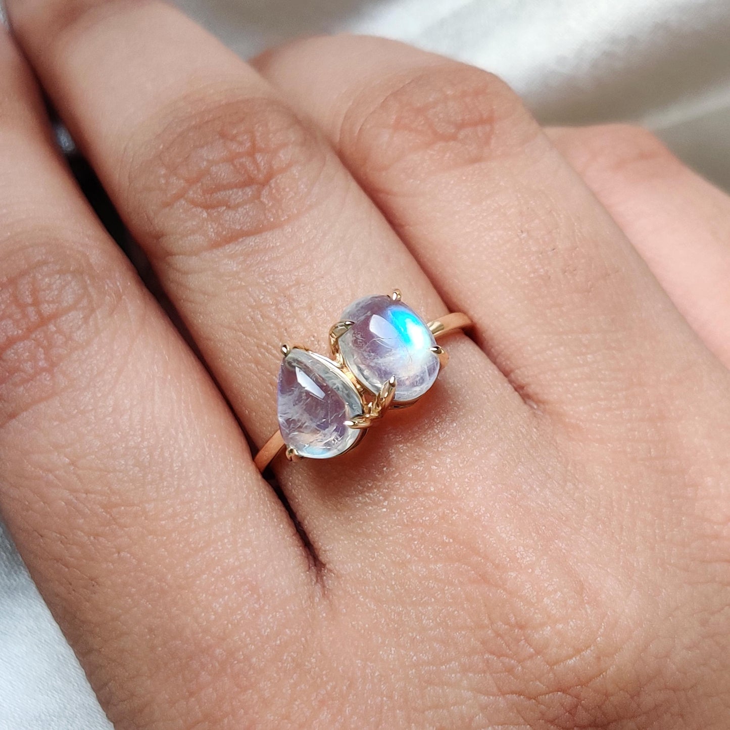 Natural Rainbow Moonstone Ring, 14K Solid Yellow Gold Moonstone Ring, June Birthstone Ring, Blue Moonstone Ring, Christmas Present