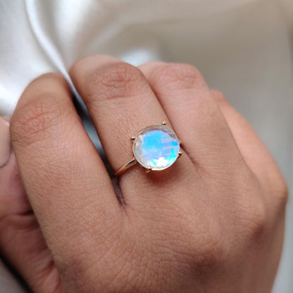 Natural Rainbow Moonstone Ring, 14K Solid Yellow Gold Moonstone Ring, June Birthstone Ring, Round Cut Engagement Ring, Blue Moonstone Ring