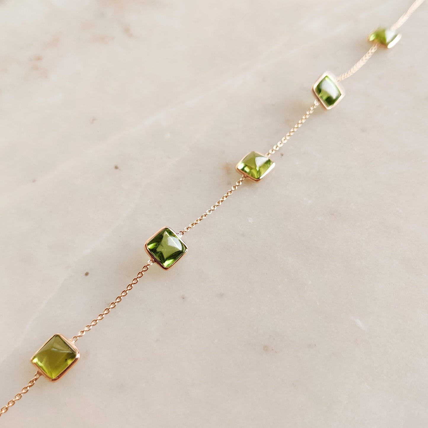 Natural Peridot Bracelet, 14K Yellow Gold Peridot Bracelet, Chain Bracelet, Dainty Gemstone Bracelet, Peridot Jewelry, August Birthstone