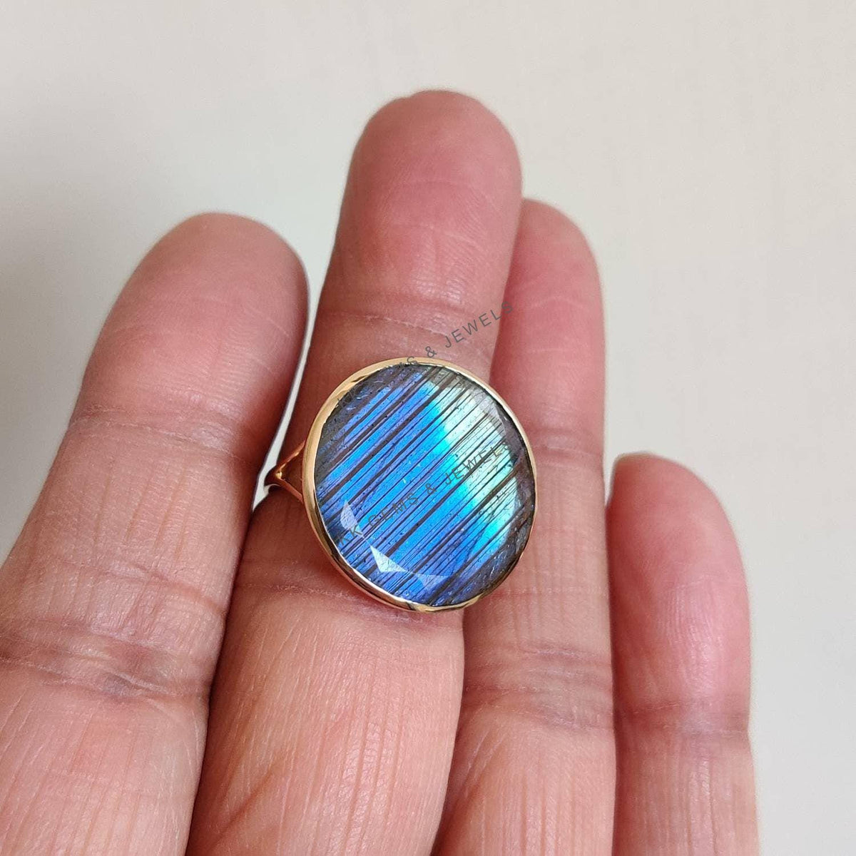 Natural Labradorite Ring, 14K Solid Yellow Gold, Round Gemstone