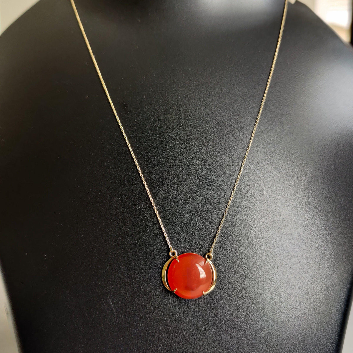 Natural Red Onyx 14K Solid Yellow Gold Pendant, Round Cabochon Necklace