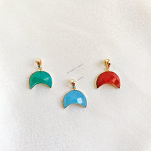14K Solid Yellow Gold Bezel Moon Pendant, Natural Onyx Chalcedony Crecent Jewelry