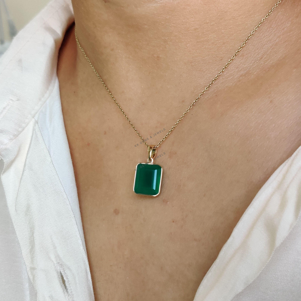 14K Solid Yellow Gold Natural Green Onyx Pendant, May Birthstone Bezel Jewelry