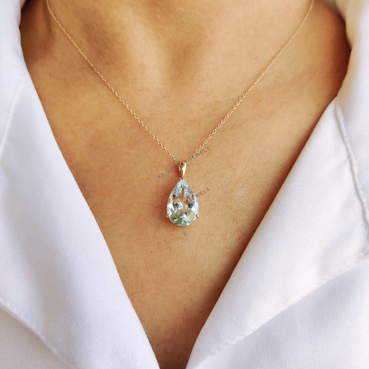 14K Solid Yellow Gold Natural Aquamarine Pear Pendant, March Birthstone