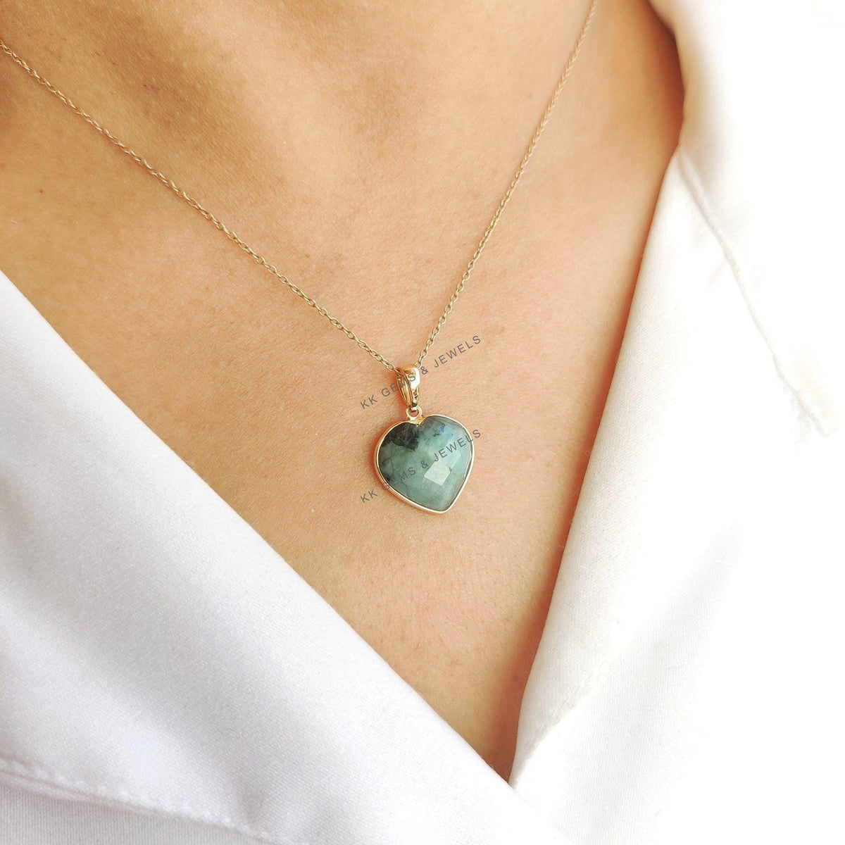 14K Solid Yellow Gold Natural Emerald Heart Pendant, May Birthstone