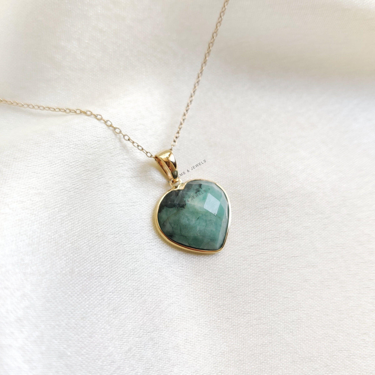 14K Solid Yellow Gold Natural Emerald Heart Pendant, May Birthstone