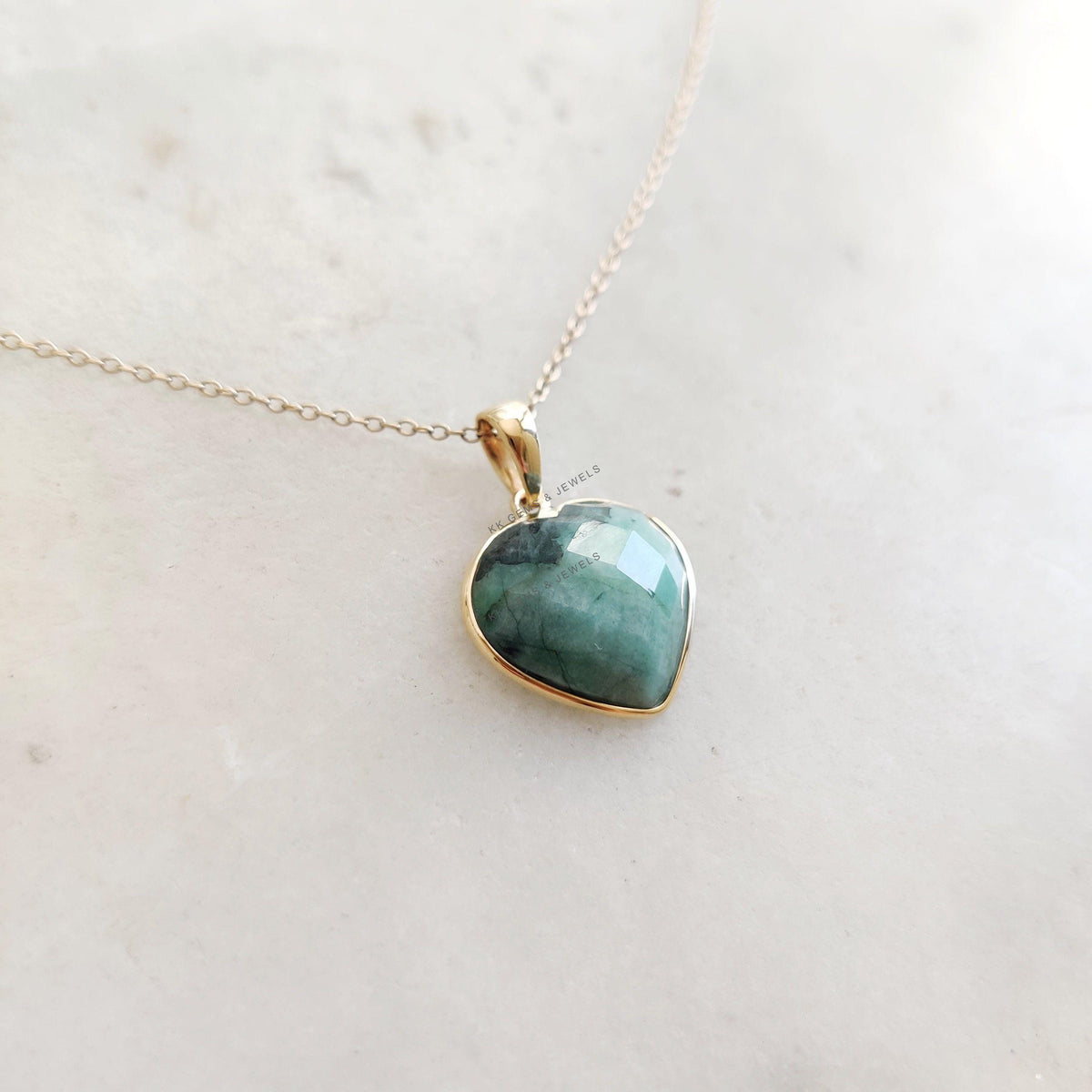 14K Solid Yellow Gold Natural Emerald Heart Pendant, May Birthstone