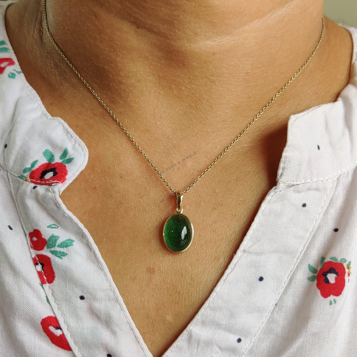 Natural Green Aventurine 14K Solid Gold Pendant, Oval Gemstone, August Birthstone