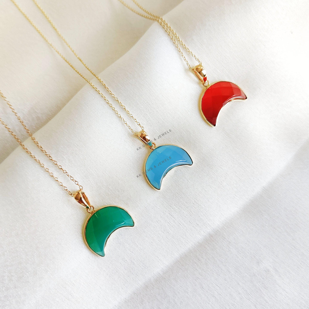 14K Solid Yellow Gold Bezel Moon Pendant, Natural Onyx Chalcedony Crecent Jewelry