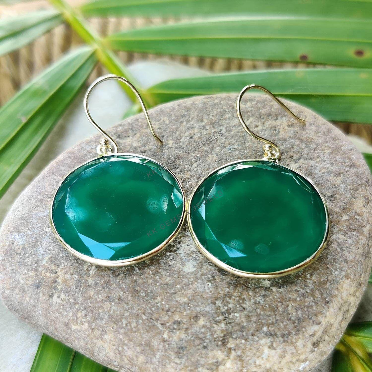 14K Solid Yellow Gold Natural Green Onyx Earrings, Round Flat Cut, May Birthstone